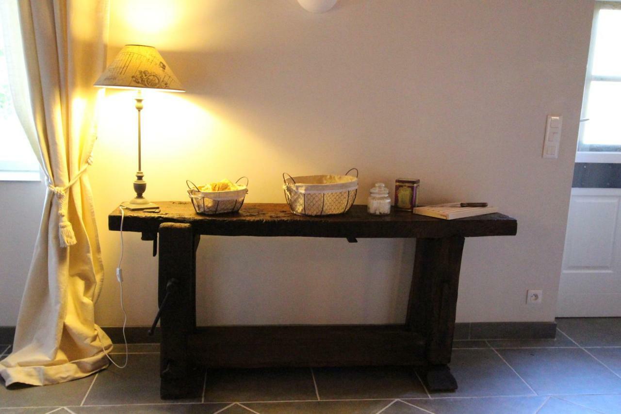 Le Domaine Du Mijarnier Bed & Breakfast Montbeugny Екстериор снимка