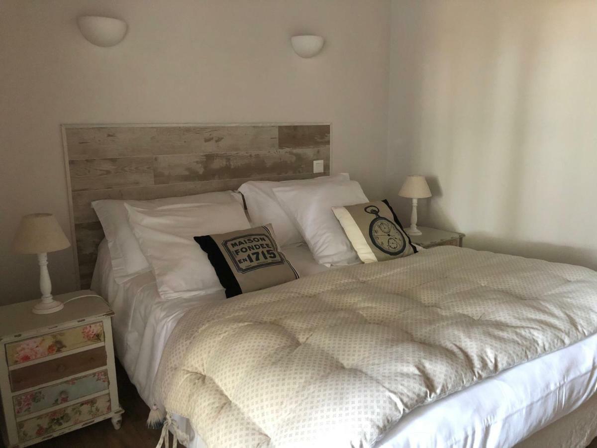 Le Domaine Du Mijarnier Bed & Breakfast Montbeugny Екстериор снимка